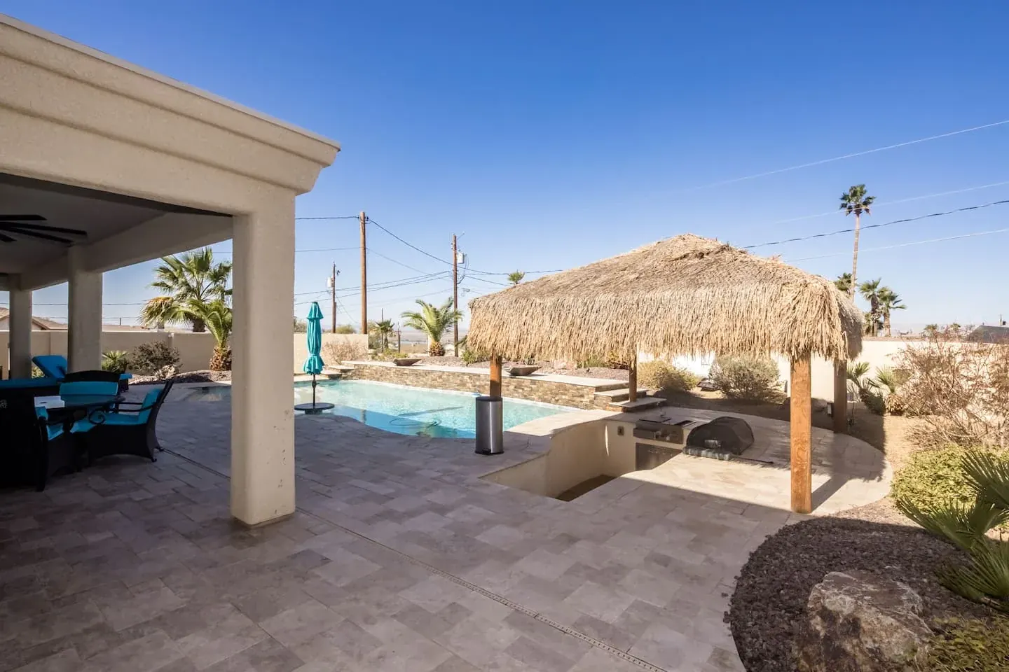 A little shade, a little lingering at Havasu Hideaway